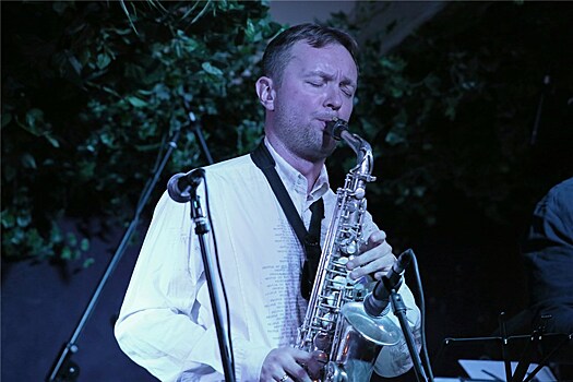 Интервью с джазовым музыкантом, основателем группы "Круглый Бенд" , Алексеем Кругловым