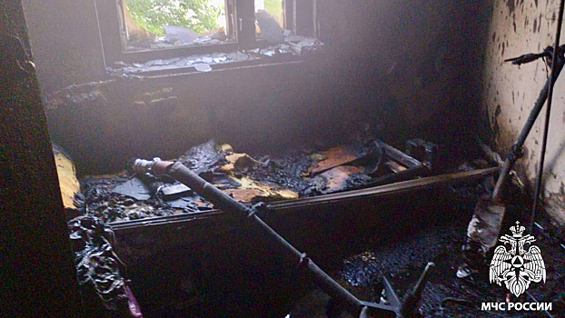 Эвакуировались шестеро: электросамокат сжег комнату с ПК в Новокузнецке