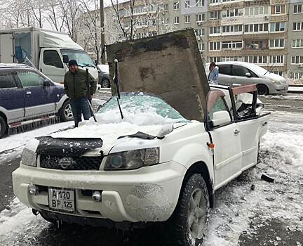 "Второй день рождения": во Владивостоке автомобиль раздавило бетонной плитой