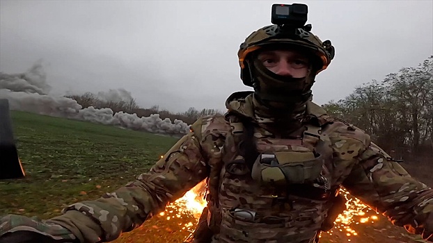 Дрон-огнемет и мотозадымление: бойцы войск РХБЗ рассказали об инновациях