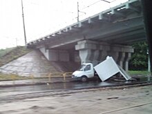 Под мостом в Заводском районе «ГАЗель» осталась без кузова