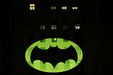 Warner Bros. все-таки снимет фильм о спасительнице Бэтмена Бэтгерл