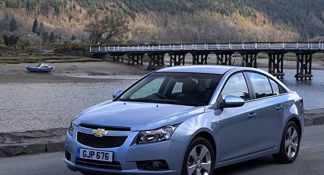 В Россию привезли рестайлинговые седаны Chevrolet Cruze из Китая