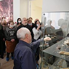 В краеведческом музее Вольска открыли выставку, посвященную древним орудиям труда