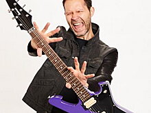 Пол Гилберт привезёт в Россию «Behold Electric Guitar»