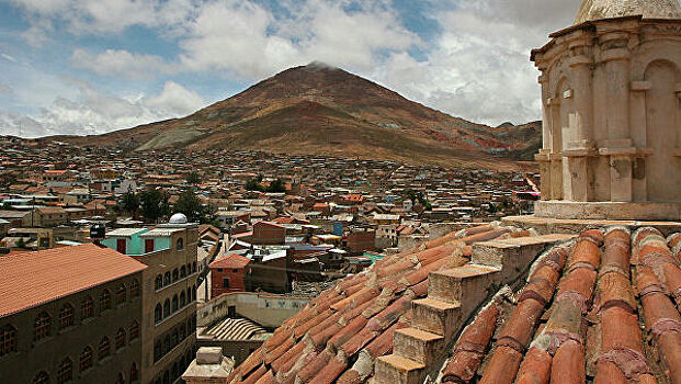 В Боливии приняли закон о проведении выборов не позднее 2 августа
