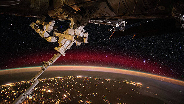 Астронавт NASA показал вид северного сияния с борта МКС
