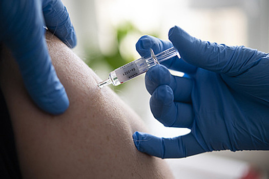 Pfizer и BioNTech объявили об успехе третьей фазы испытаний вакцины от COVID
