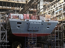 "Северная верфь" планирует в мае спустить на воду корвет "Гремящий"