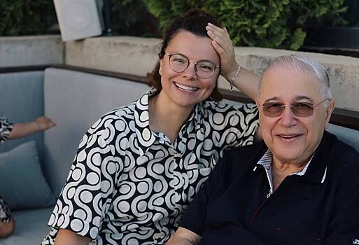 Татьяна Брухунова показала подросшую дочь от Евгения Петросяна: фото