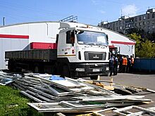 У метро "Медведково" сносят признанный самостроем ТЦ "Рапира"
