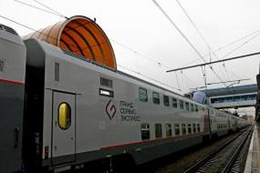 За курортный сезон поездами Таврия перевезено свыше 500 тыс. пассажиров