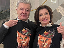 Порошенко с женой снялись с одинаковыми футболками и рассмешили подписчиков
