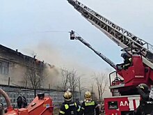 Пожар потушен в административном здании в Тушине