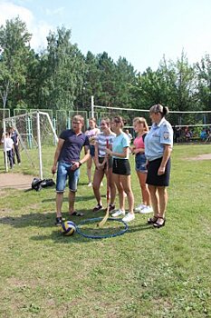 В Черемхово в рамках акции «Каникулы с общественным советом» полицйеские посетили детский лагерь