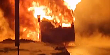 Пассажирский автобус сгорел на улице Петрозаводской в Москве