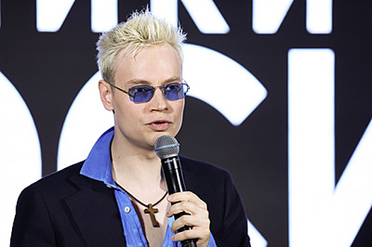 ЦТАК: Shaman приехал в КНДР по случаю празднования освобождения Кореи