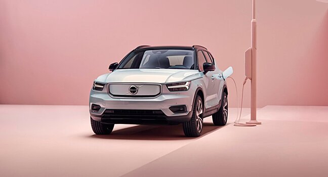 Volvo XC40 Recharge задерживается из-за необходимости обновления встроенного софта