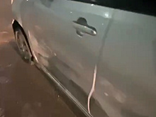 Пьяный водитель в Улан-Удэ бросался на людей с топором