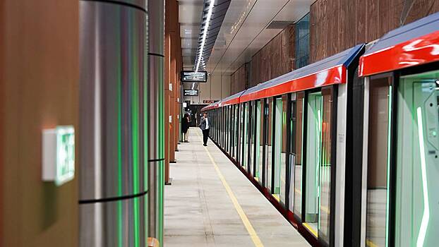 Московским водителям посоветовали пользоваться метро вечером 27 ноября