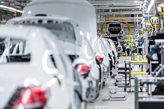 Mercedes-Benz пересмотрит модельный ряд и сократит тысячи сотрудников
