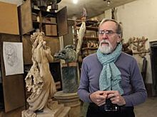 Вырвать из бедности. Известный скульптор бесплатно учит детей мастерству