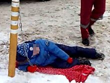          В Чистых Прудах ребенок катался с горки и вылетел под колеса автомобиля       