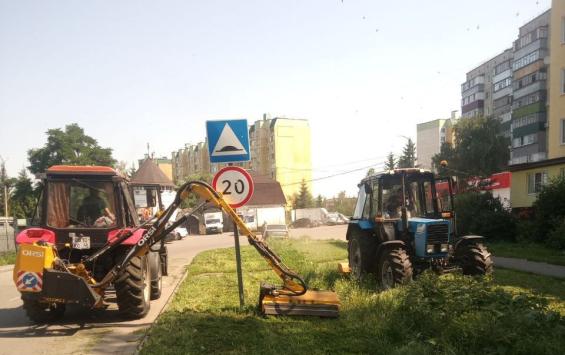 В Курске свыше ста человек задействованы в санитарной уборке города