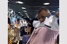 Изобретательный турист нашел способ не платить за перевес багажа в аэропорту