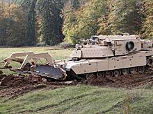 Российские военные уничтожили первую машину на базе танка Abrams