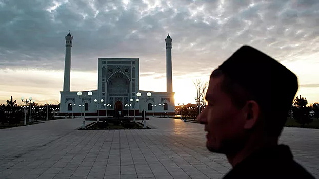 В Узбекистане решили не менять Конституцию на фоне протестов