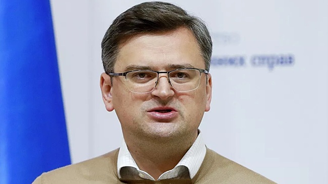 Вице-премьер Кулеба обвинил Россию в нападении на суда в Черном море