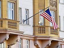 В США указали на бессмысленность визита Зеленского в Лондон