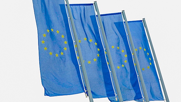 Bloomberg: ЕС хотят запретить себе покупать у РФ платину и медь