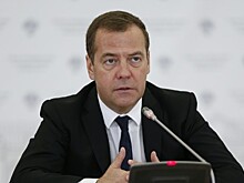 Медведев предложил Вьетнаму помощь в связи со штормом