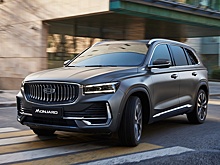 В РФ прошла премия "Топ-5 Авто". Автомобилем года назван Geely Monjaro
