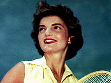 Названы самые красивые брюнетки