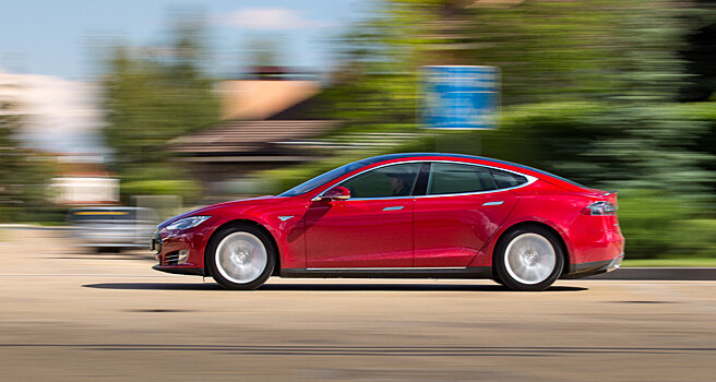 Маск рассказал, где еще будут продаваться «Теслы»