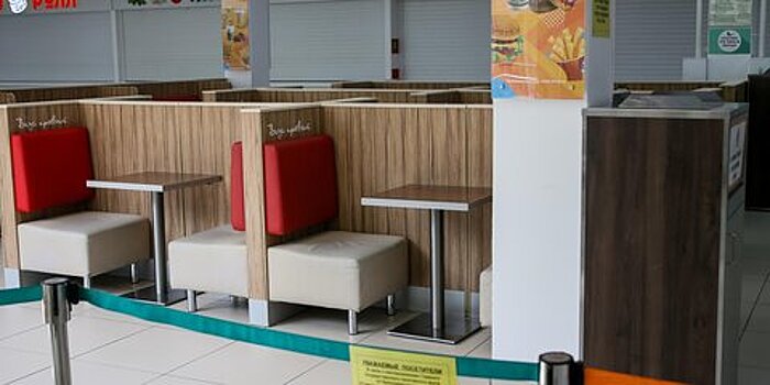 Минпромторг назвал альтернативу закрытию фуд-кортов в ТЦ