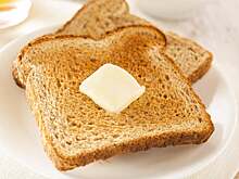 Гари Невилл: «Гиггз говорил, что ел бы тосты без масла, чтобы получить 0,01% к форме»