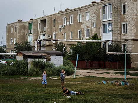 Течёт всё – от крыши до канализации. Жители марксовского села опасаются за свои жизни