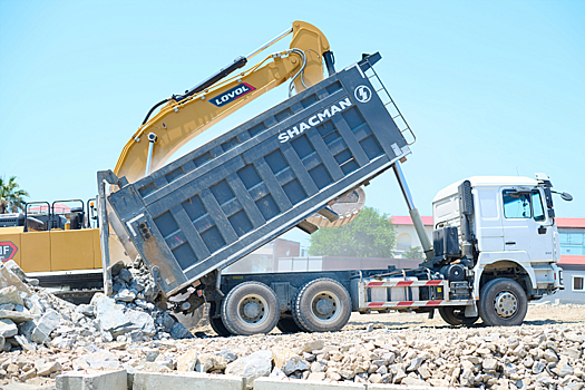 В Сочи начался первый этап благоустройства Приморской набережной