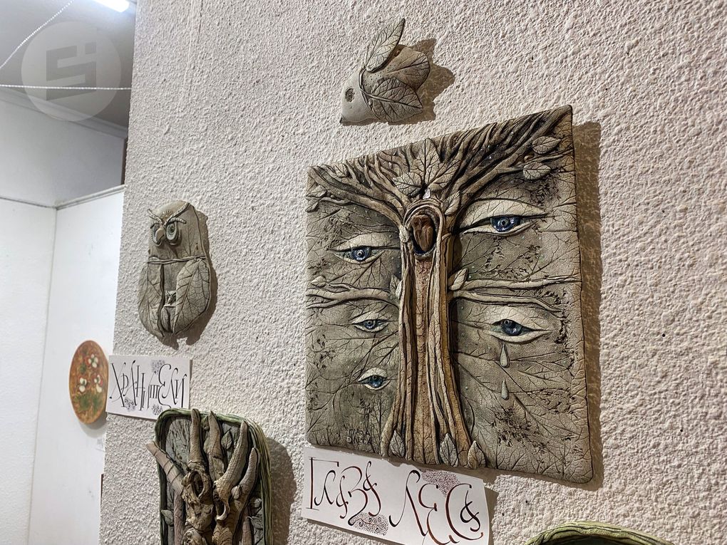 Выставка работ из пластовой керамики работает в Ижевске до 1 ноября