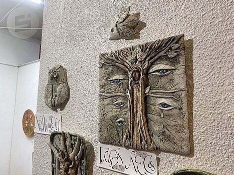 Выставка работ из пластовой керамики работает в Ижевске до 1 ноября