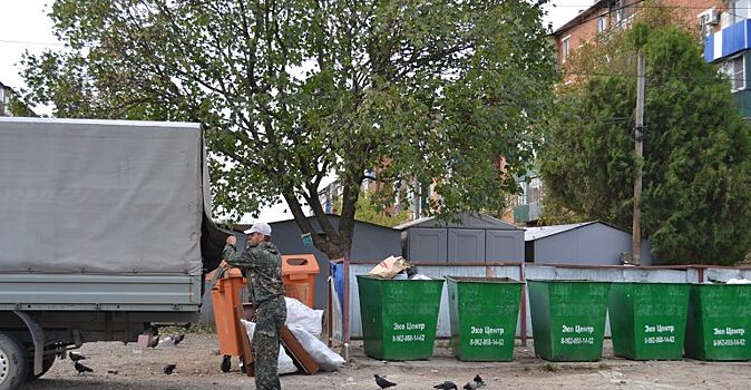 Мэрия Майкопа обяжет оператора по вывозу ТКО забирать мусор из проездов