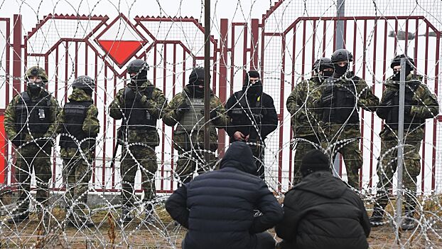 Польша завершила строительство забора на границе с Белоруссией