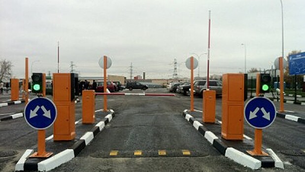 В Петербурге появится еще три перехватывающих парковки