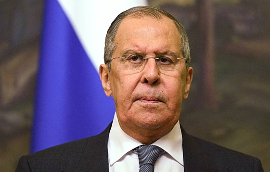 Лавров прокомментировал нападки на личность Сталина