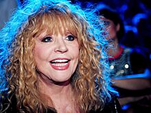 «Билет в один конец»: Пугачева спела песню украинского сонграйтера