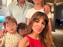 Жена Ричарда Гира показала сыновей от актёра